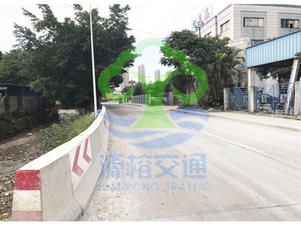 交通信號燈頭剛性附著有什么優越性